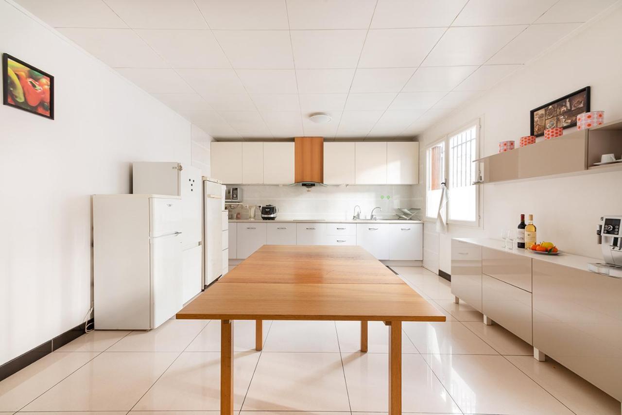 Cameleon Paris Guesthouse Pantin Eksteriør bilde